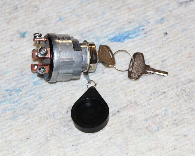 Выключатель зажигания с ключем WS50-102101