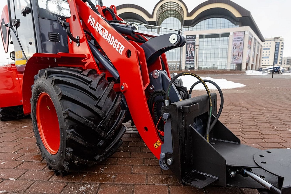 Быстросъем на фронтальный погрузчик