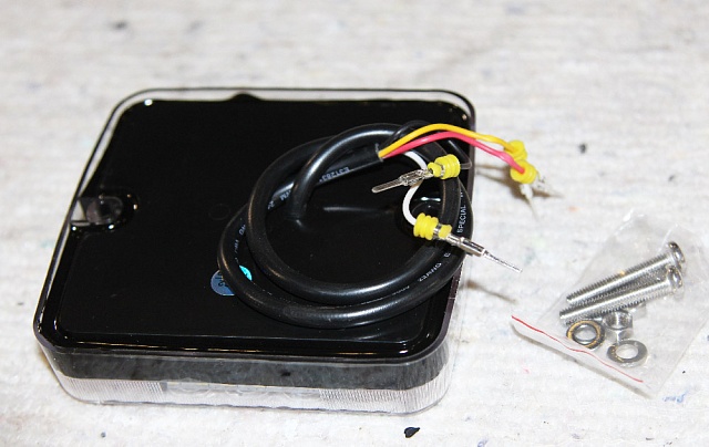 Фонарь левый задний 720412000023