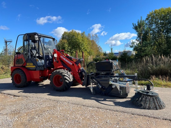 Щетка подметальная с бункером для мини-погрузчиков