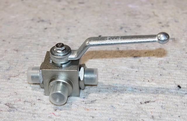 Клапан двухпозиционный трехходовой 730399000033