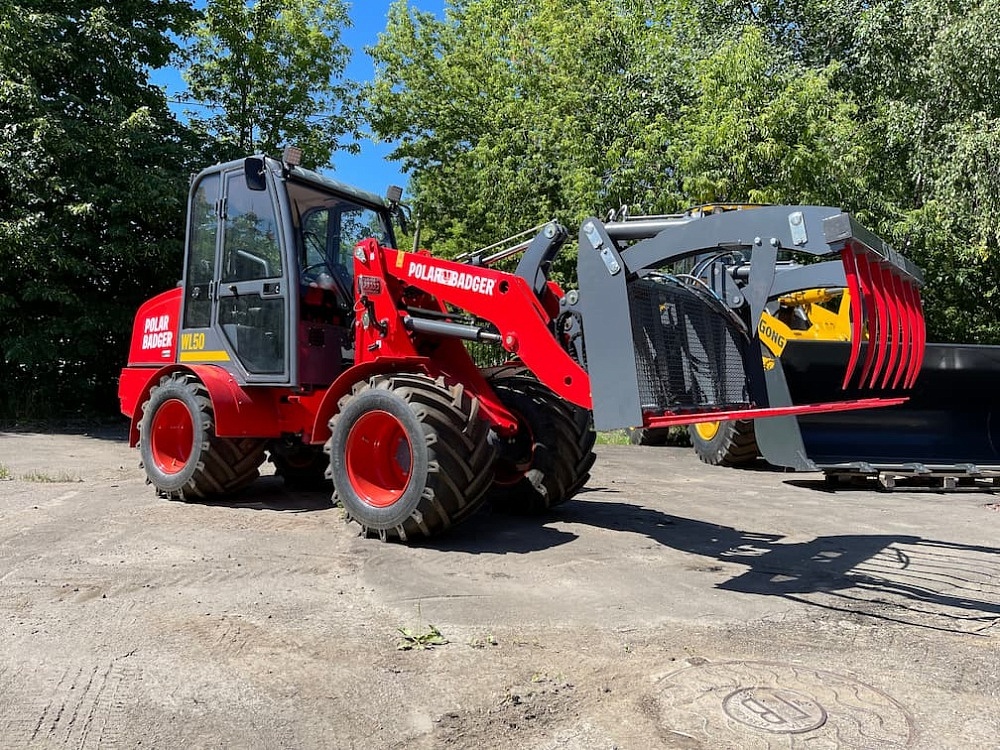 Челюстной захват на фронтальный погрузчик