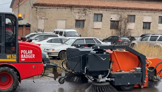 Подметально-уборочная машина прицепная для мини-погрузчиков