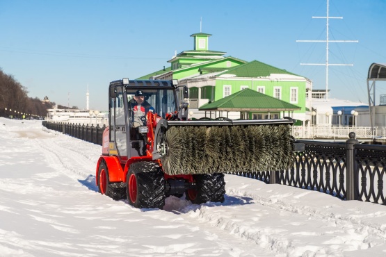 Щетка дорожная на фронтальный погрузчик
