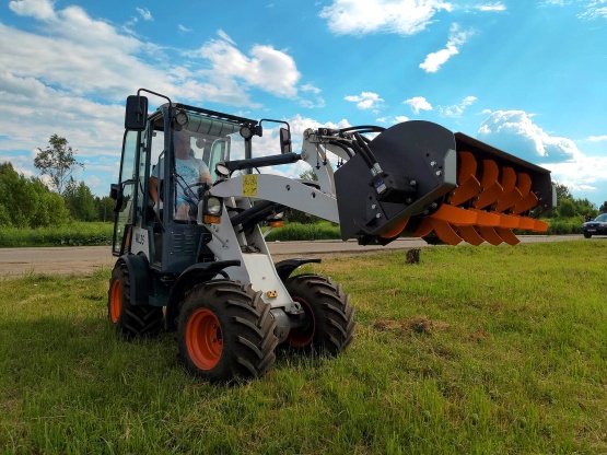 Культиватор для сочлененного мини-погрузчика Polar Badger