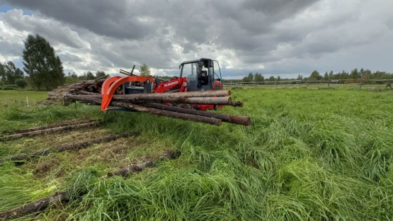 Бревнозахват для мини-погрузчиков
