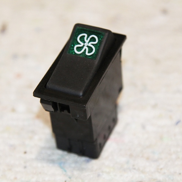 Кнопка включения печки WL35-132101